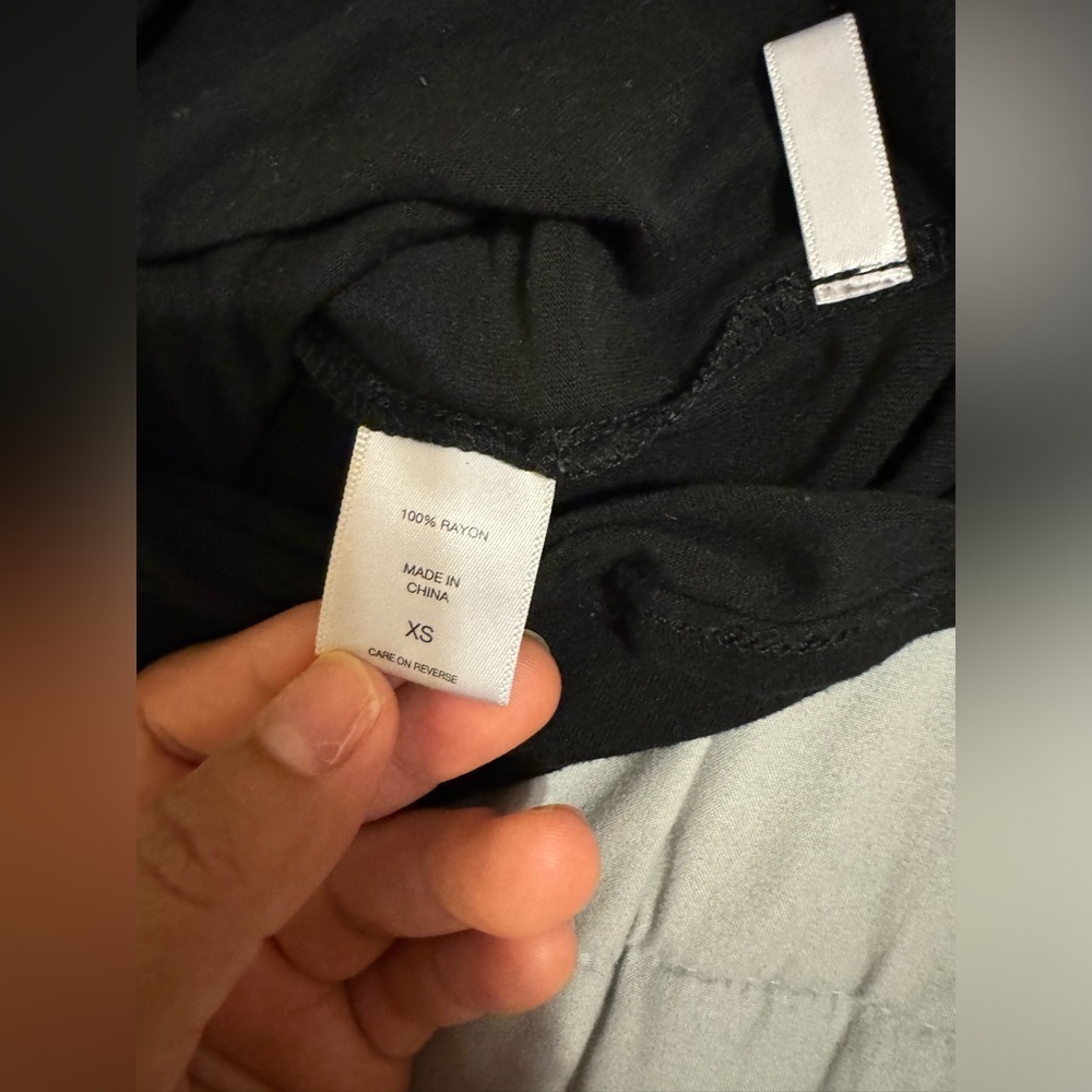 New York & Company Embroidered Black Top, Size XS - Picture 6 of 7